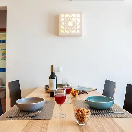 Sunny With Sea View * タヴィラ