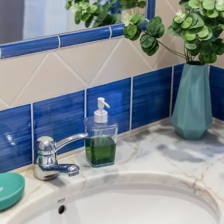 Sunny With Sea View * タヴィラ