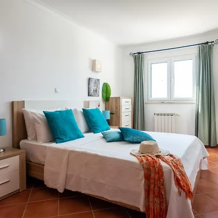 Appartamento Sunny With Balcony