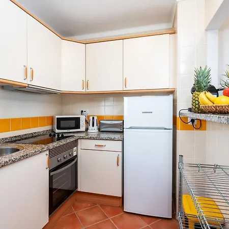 アパート Sunny With Sea View *