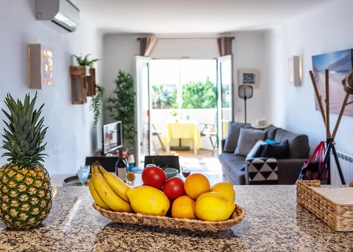 Sunny With Sea View Appartement *